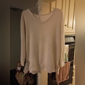 Zenana Outfitters Cream V-Neck Sweater